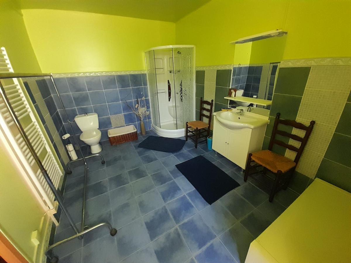 Bed and Breakfast Le Prieure Saint-Florent-sur-Auzonnet Exterior foto