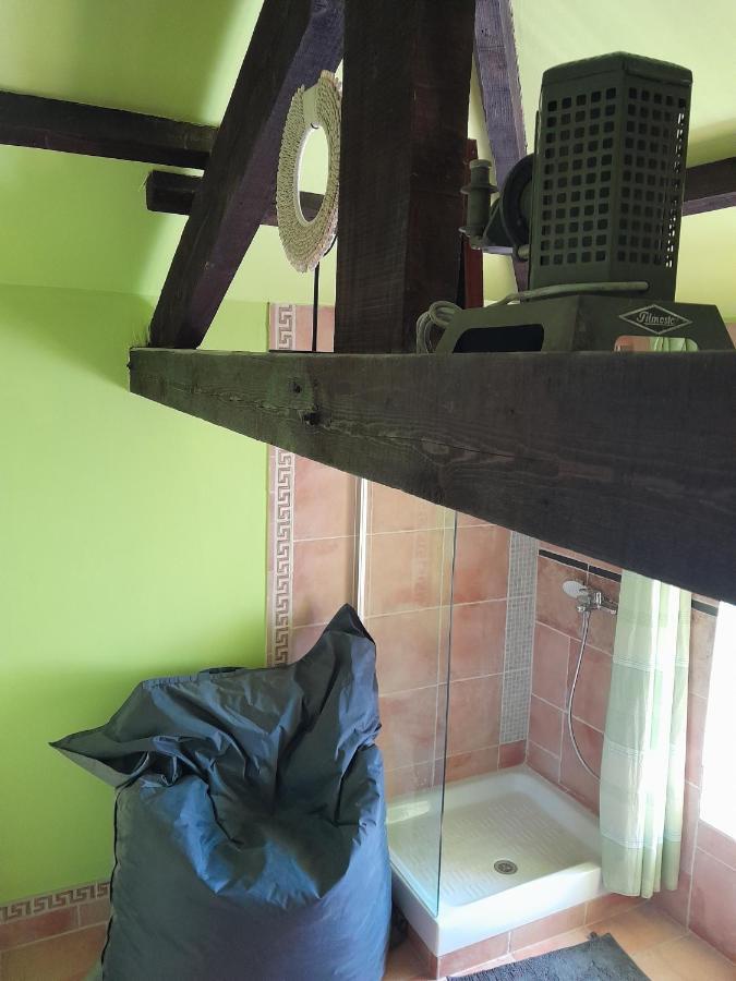 Bed and Breakfast Le Prieure Saint-Florent-sur-Auzonnet Exterior foto