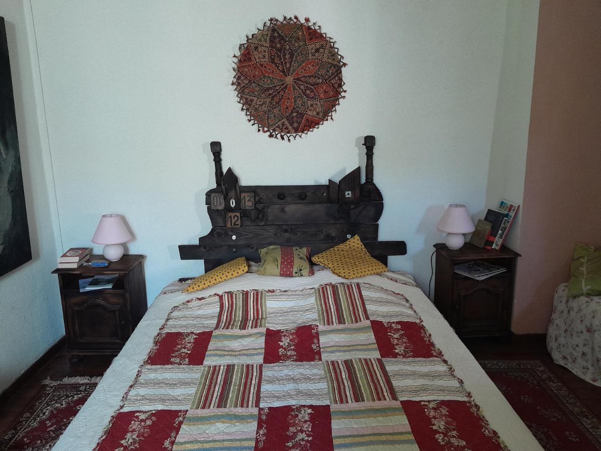 Bed and Breakfast Le Prieure Saint-Florent-sur-Auzonnet Exterior foto
