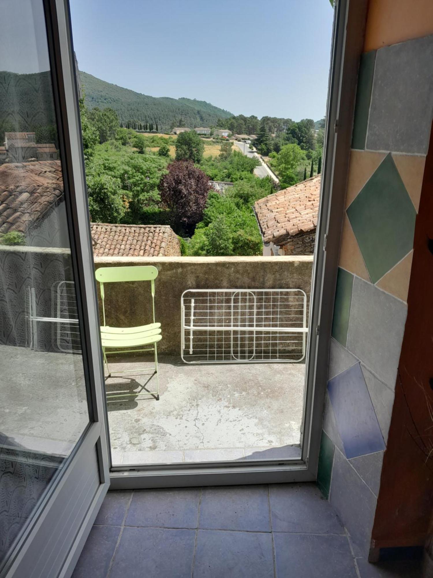 Bed and Breakfast Le Prieure Saint-Florent-sur-Auzonnet Habitación foto